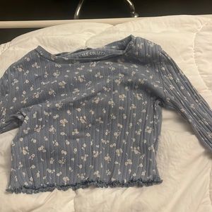 gorgeous light blue long sleeve crop top with white flower designs